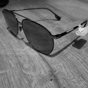 Burberry sunglasses